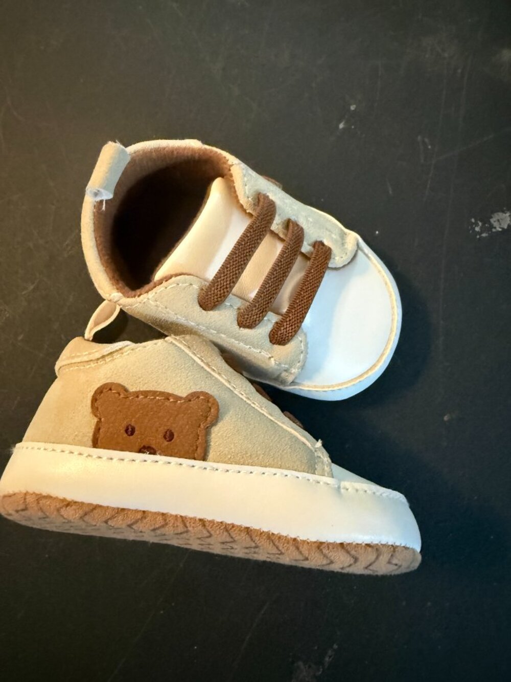 Baby Size 3-6 Mo Bear Shoes by Target (005)